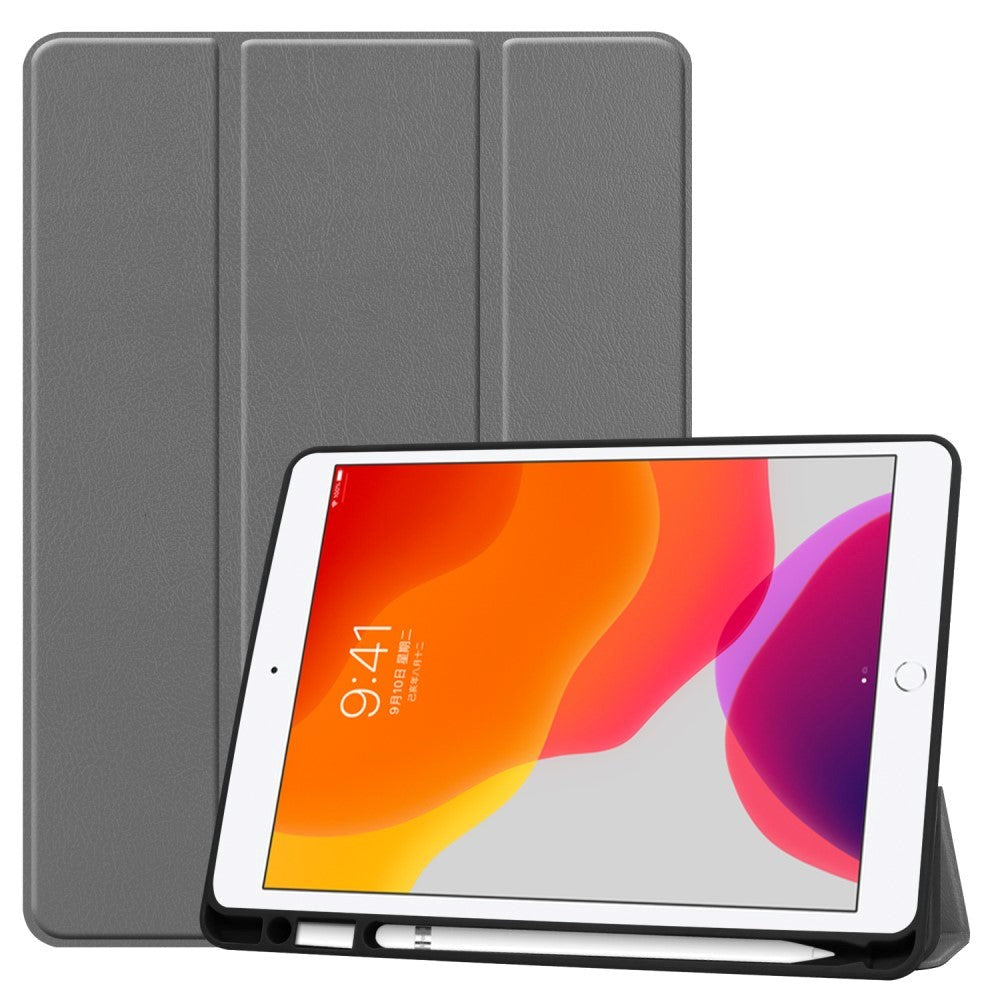 iPad 10.2" (2021 / 2020 / 2019) Læder Cover m. Holder Til Apple Pencil - Grå