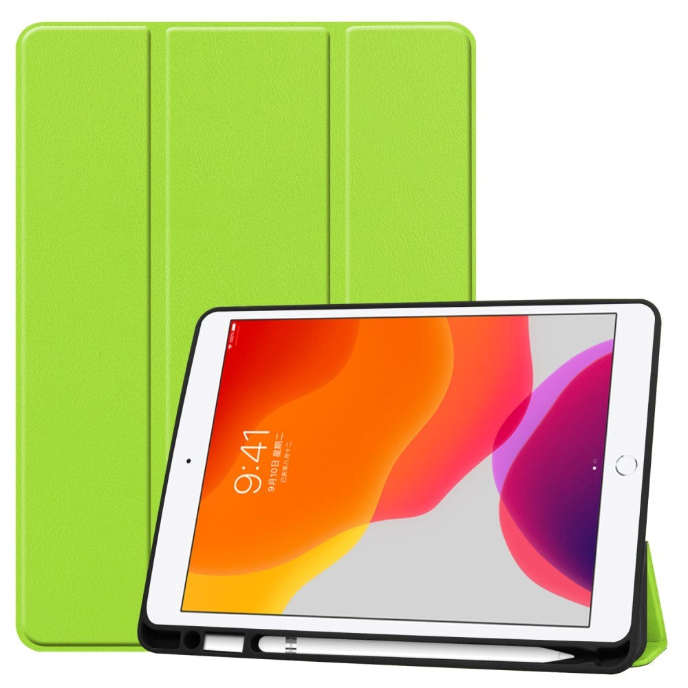 iPad 10.2" (2021 / 2020 / 2019) Læder Cover m. Holder Til Apple Pencil - Grøn