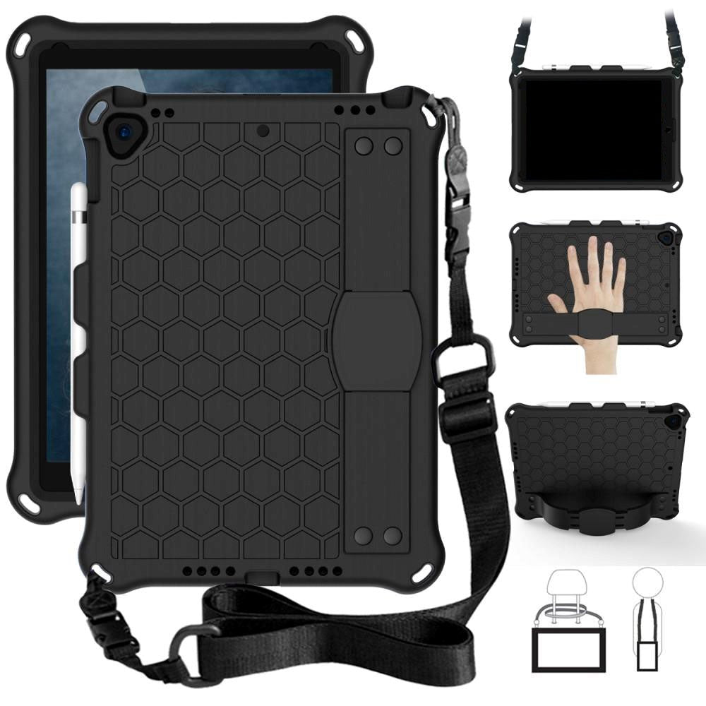 iPad 10.2" (2021 / 2020 / 2019) / iPad Pro 10.5 / iPad Air (2019) Børnecover m. Skulderstrop - Bikube Mønster - Sort