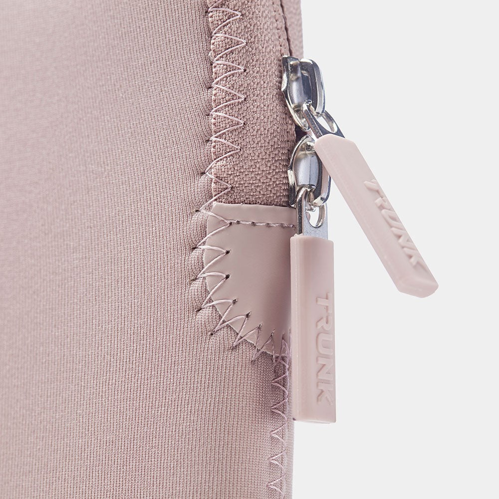 Trunk Neopren Sleeve til Macbook 13" (30.5 x 22 x 2 cm) - Warm Rose