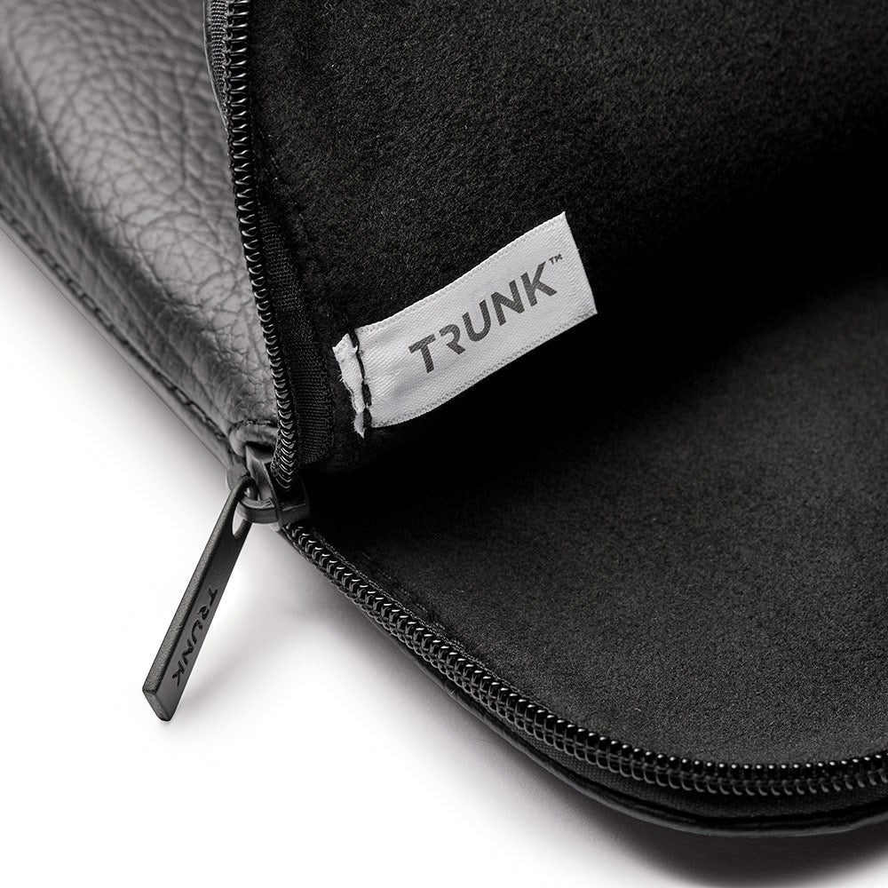 Trunk Vegansk Læder Sleeve til Macbook 13" (30,5 x 22 x 2 cm) - Black Apple Peel