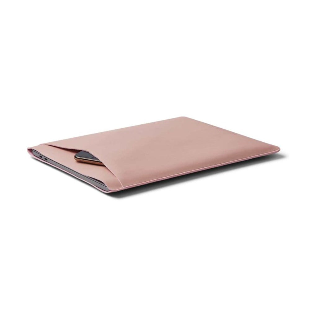Philbert UltraSlim 13" Vegansk Læder Sleeve m. Strop Til MacBook / Laptop (31,0 x 22,5 x 2 cm) - Lyserød