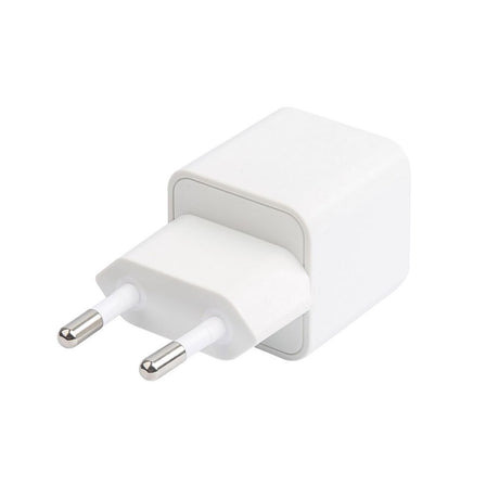 eSTUFF INFINITE GaN 30W Vægoplader m. PD USB-C - 100% Genbrugsplastik - Hvid