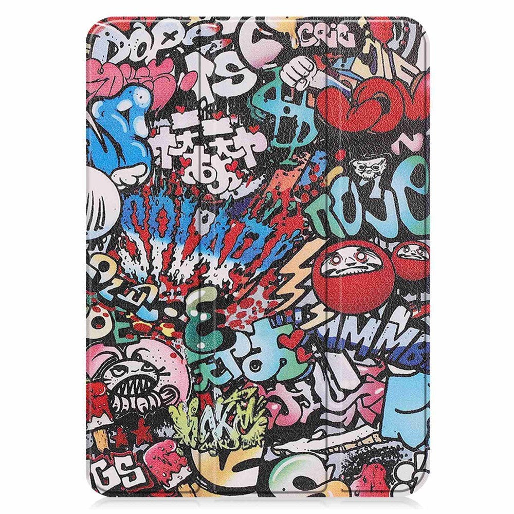 iPad 11" (2025) / iPad 10.9" (2024/2022) Læder Cover m. Tri-fold Stand - Graffiti