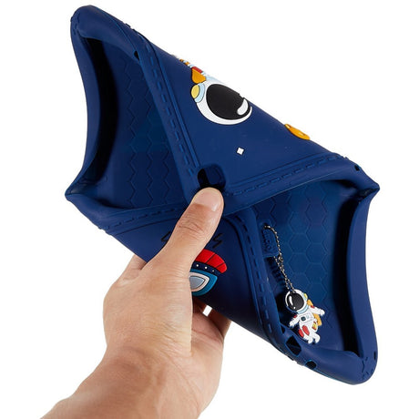 EIDERWOOD Samsung Galaxy Tab S6 Lite (2020-2024) Børne Cover m. Stander & Cartoon - Mørkeblå