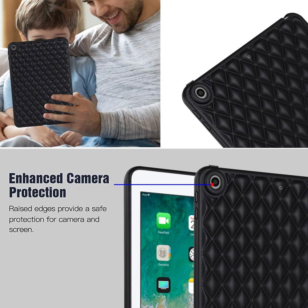 iPad 9.7 (2018-2017) / iPad Air 2 Fleksibelt Plastik Cover - Rhombe Design - Sort