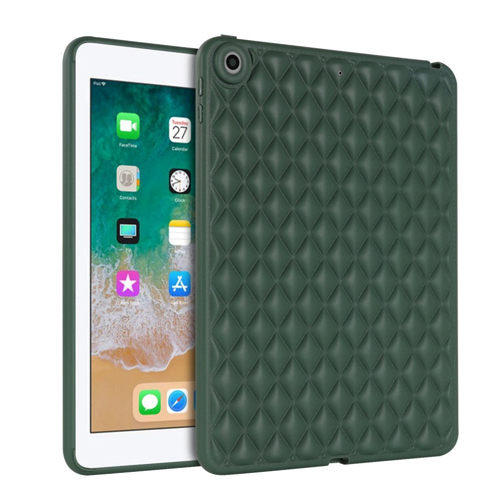 iPad 9.7 (2018-2017) / iPad Air 2 Fleksibelt Plastik Cover - Rhombe Design - Grøn