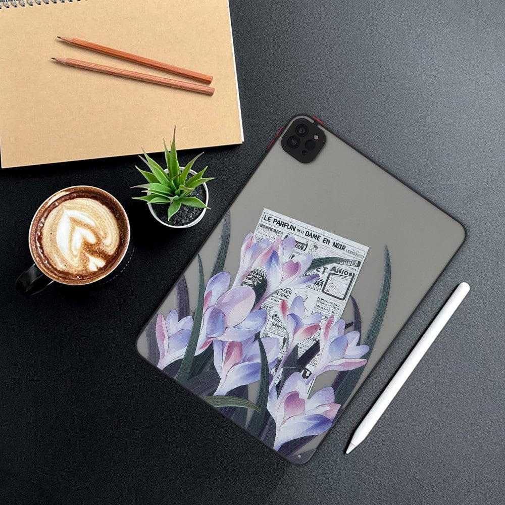 iPad Pro 11" (2022 / 2021 / 2020) Fleksibelt Plastik Cover - Mat Gennemsigtig / Lilla Blomster