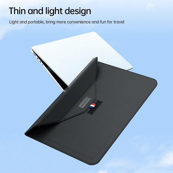 MacBook / Laptop Sleeve 13-14" (32 x 24 cm) m. Tri-fold Ståfunktion - Brun