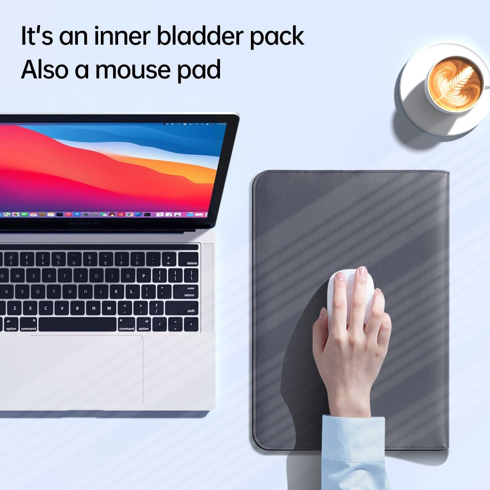 MacBook / Laptop Sleeve 13-14" (32 x 24 cm) m. Tri-fold Ståfunktion - Blå