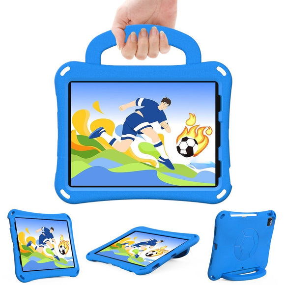 EIDERWOOD iPad Air 10.9" (2022 / 2020) / Pro 11" (2024-2018) Børne Cover m. Ståfunktion & Håndtag - Fodbold - Blå
