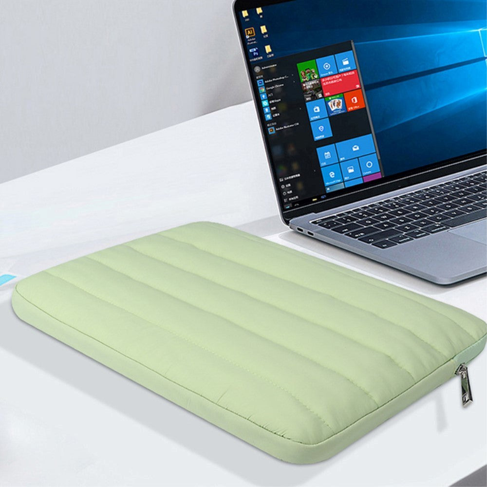 Stof MacBook / Laptop Sleeve 13-14" (35 x 25 Cm) m. Dunjakke Design - Grøn