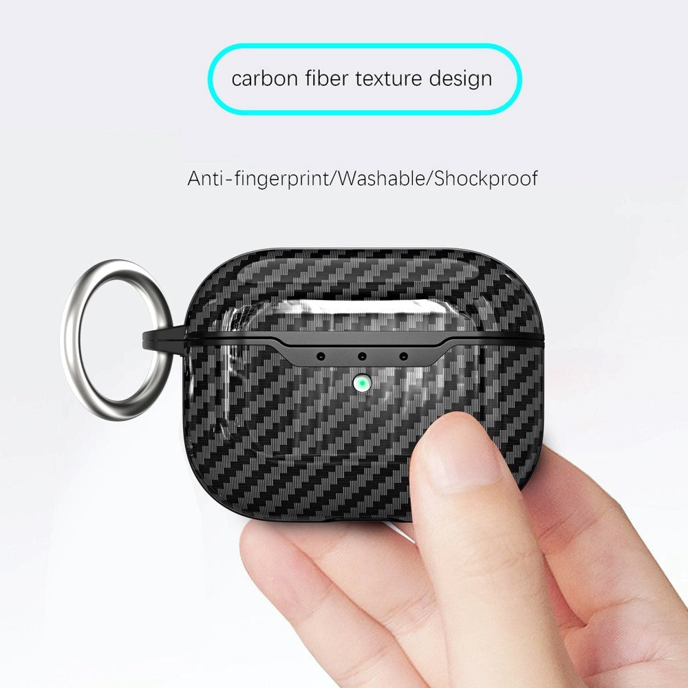 Apple AirPods Pro 2nd Gen (2022) Fleksibelt Plastik Cover m. Carbon Look & Nøglering - Sort