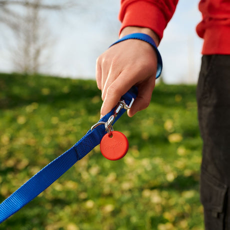 Chipolo POP Bluetooth GPS Tracker - Kompatibel med Apple Find My & Google's Find My Device - Rød