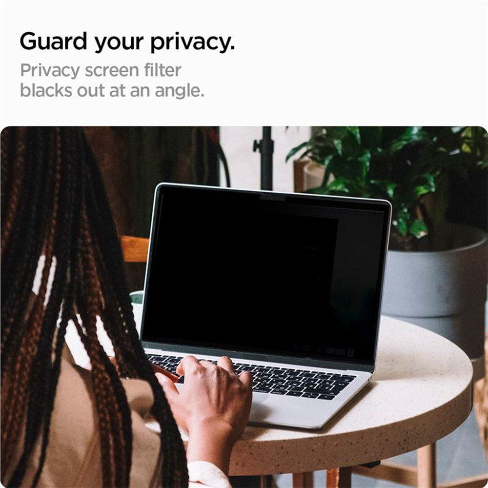 MacBook Air 15" M5/M4/M3/M2 (2026-2023) Spigen SafeView Magnetisk Privacy Beskyttelsesfilm - Gennemsigtig