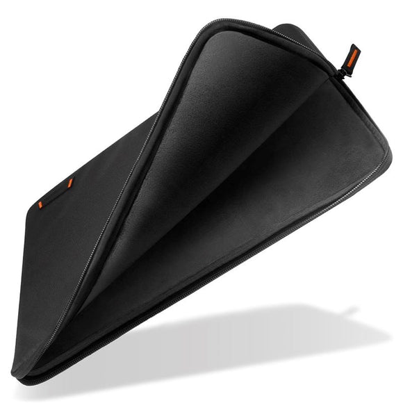 Spigen Basic MacBook / Laptop Sleeve 16" - 38.5 x 27 x 2 cm - Sort