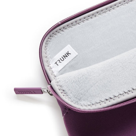 Trunk Neoprene Sleeve til MacBook 13" (30.5 x 21.5 x 1.5 cm) - Plump Purple