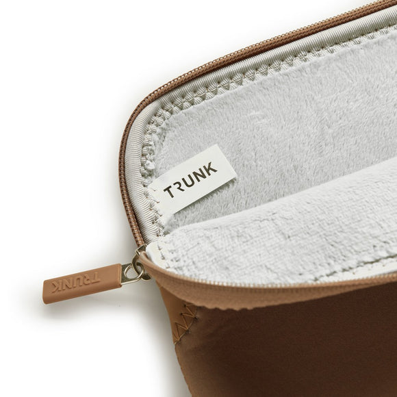 Trunk Neoprene Sleeve til MacBook 14" (31.5 x 22 x 1.5 cm) - Warm Taupe