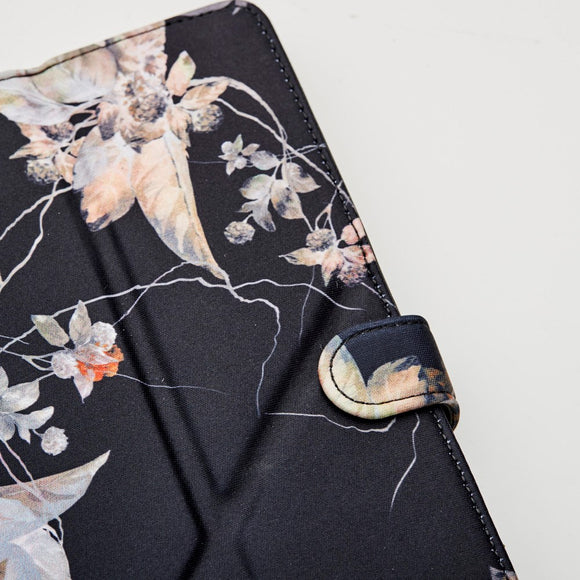 Trunk Universal Flip Cover (24.5 x 17.5 x 1 cm) - Black Flower