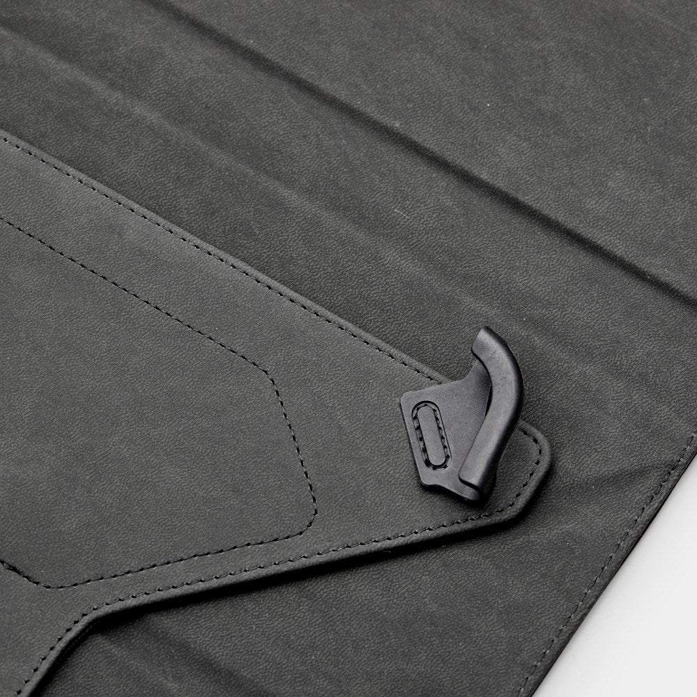 Trunk Universal Flip Cover (24.5 x 17.5 x 1 cm) - Black