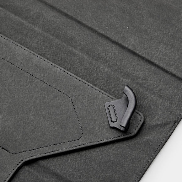 Trunk Universal Flip Cover (24.5 x 17.5 x 1 cm) - Black