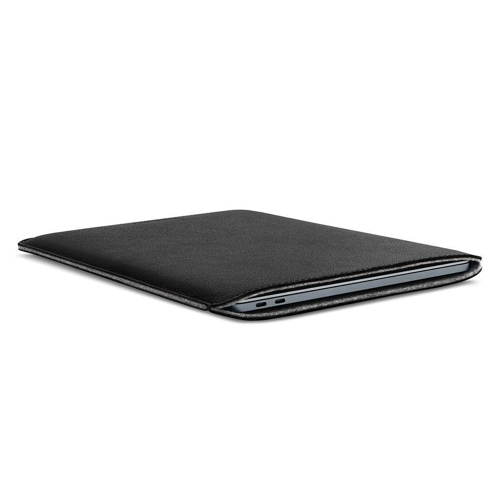 Woolnut Leather Sleeve Til MacBook / Laptop 13" (315 x 220mm) - Sort
